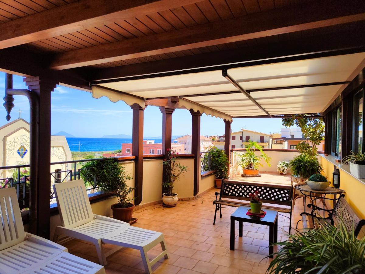 "Appartamento Del Mare Gliaca" Con Vista Isole Eolie,Ampia Terrazza,Wifi E Parcheggio Privato Gratuito 피라이노 외부 사진