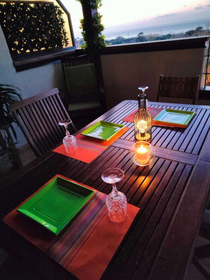 "Appartamento Del Mare Gliaca" Con Vista Isole Eolie,Ampia Terrazza,Wifi E Parcheggio Privato Gratuito 피라이노 외부 사진